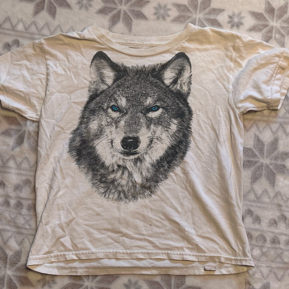Gildan White T-Shirt with Wolf Print for Cats